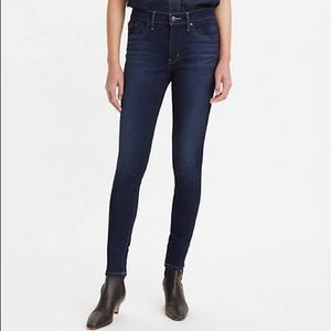 Levi’s 311 Jeans